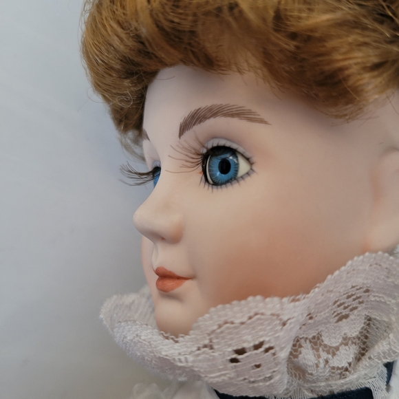 CELESTE Victorian Style Musical Porcelain Doll W/ Cello ANCO  1994 "Feelings" - Picture 16 of 16